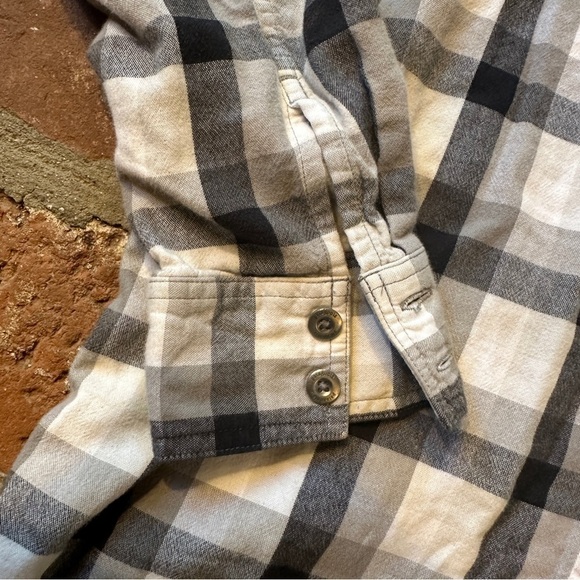 Patagonia Double Weave Woven size 4 button down Feather Grey shirt - Picture 2 of 15